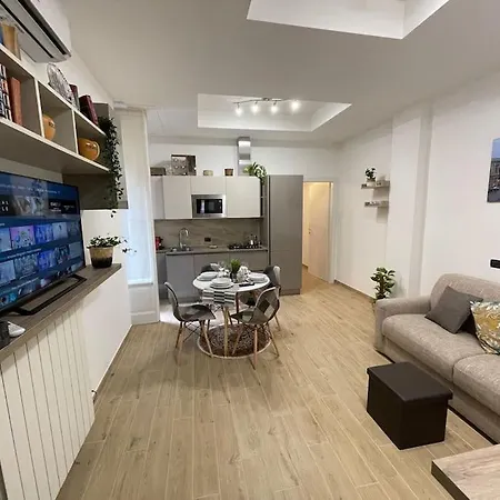 Nel Quartiere Bayres Suite Completamente Rinnovata Milan Exterior photo