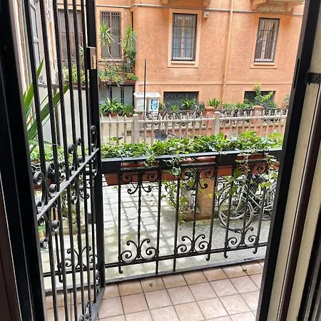 Nel Quartiere Bayres Suite Completamente Rinnovata Milan Exterior photo