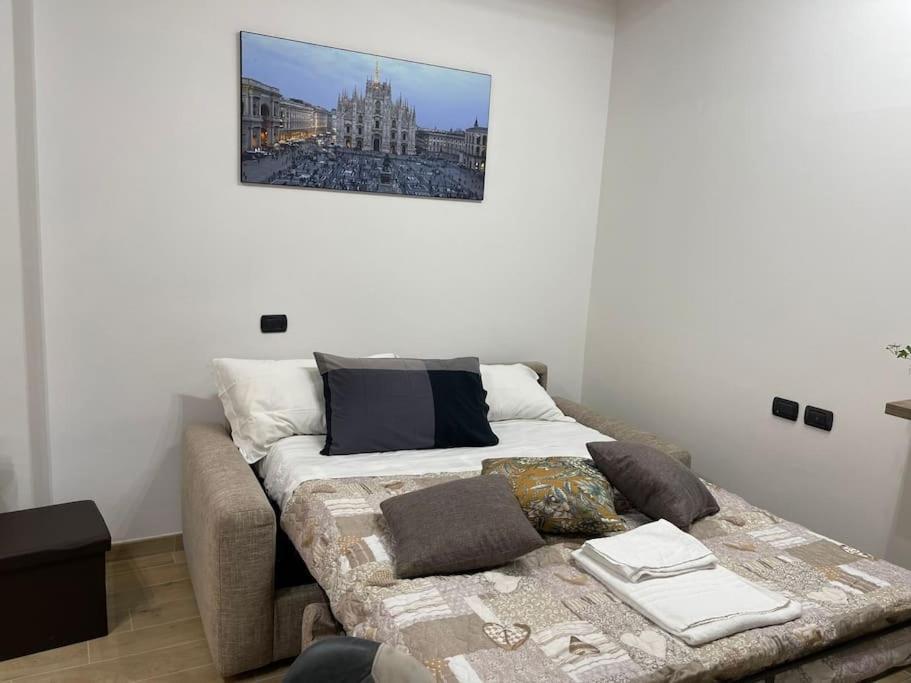Nel Quartiere Bayres Completamente Rinnovata Apartment Milan