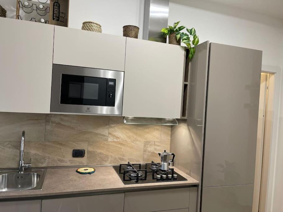 Apartment Nel Quartiere Bayres Completamente Rinnovata *