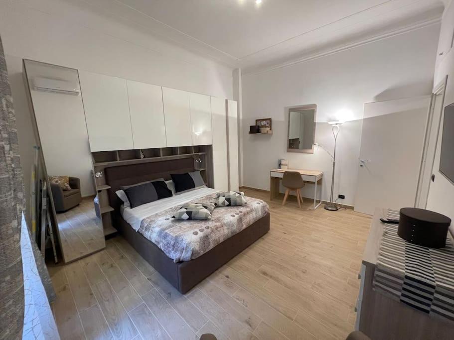 Nel Quartiere Bayres Completamente Rinnovata Apartment Milan