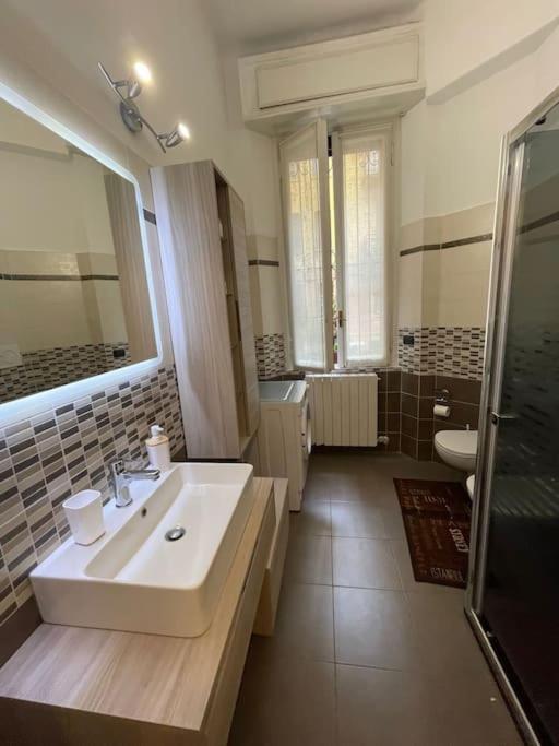 Nel Quartiere Bayres Completamente Rinnovata Apartment